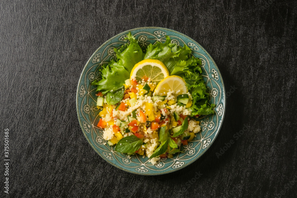 キヌアサラダ　Quinoa and vegetable healthy salad