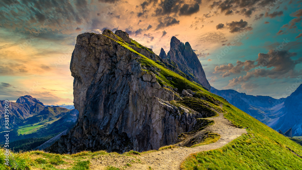 Seceda peak, Trentino Alto Adige, Dolomites Alps, South Tyrol, Italy, Europe. Odle mountain range, V