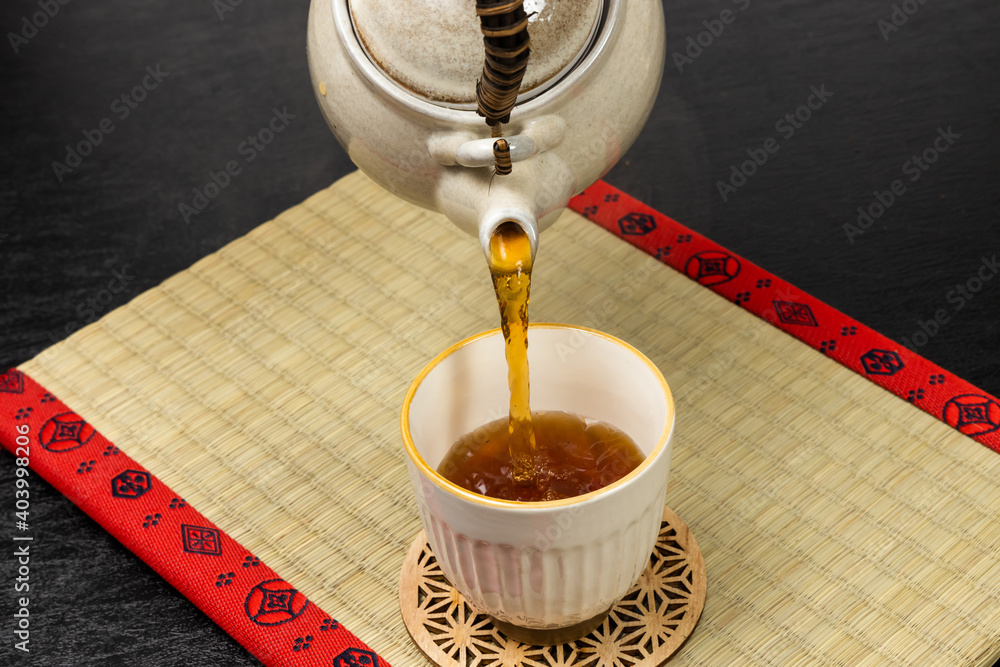  	日本茶　ほうじ茶　Japanese green tea 
