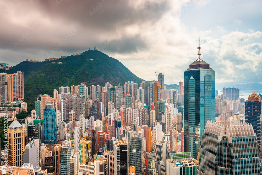 中国香港维多利亚港城市景观鸟瞰图