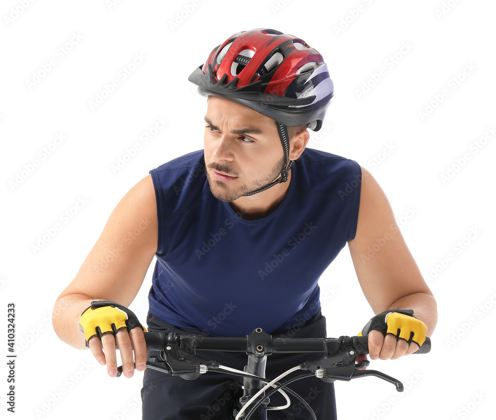 白底骑自行车的男自行车手