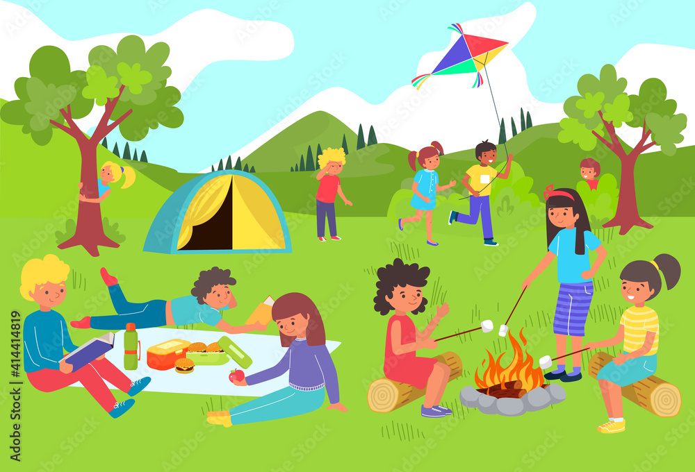 孩子们在夏令营、城外度假、快乐的女孩和男孩在野餐、卡通中玩得很开心