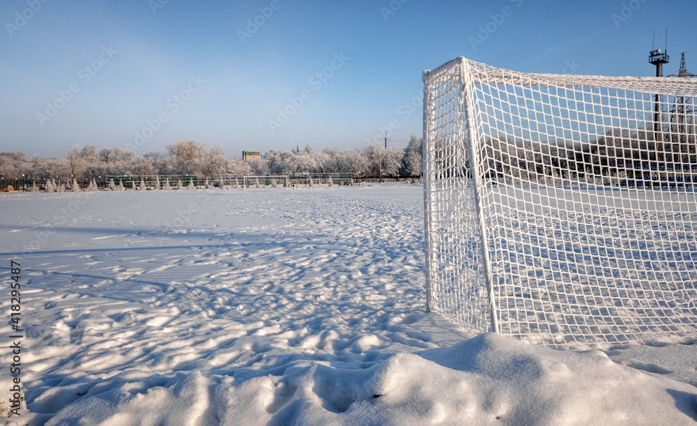 冬季冻网足球场