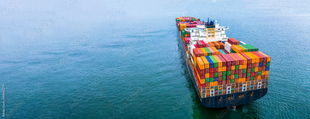 鸟瞰集装箱船运输集装箱箱全球业务货运货运商业