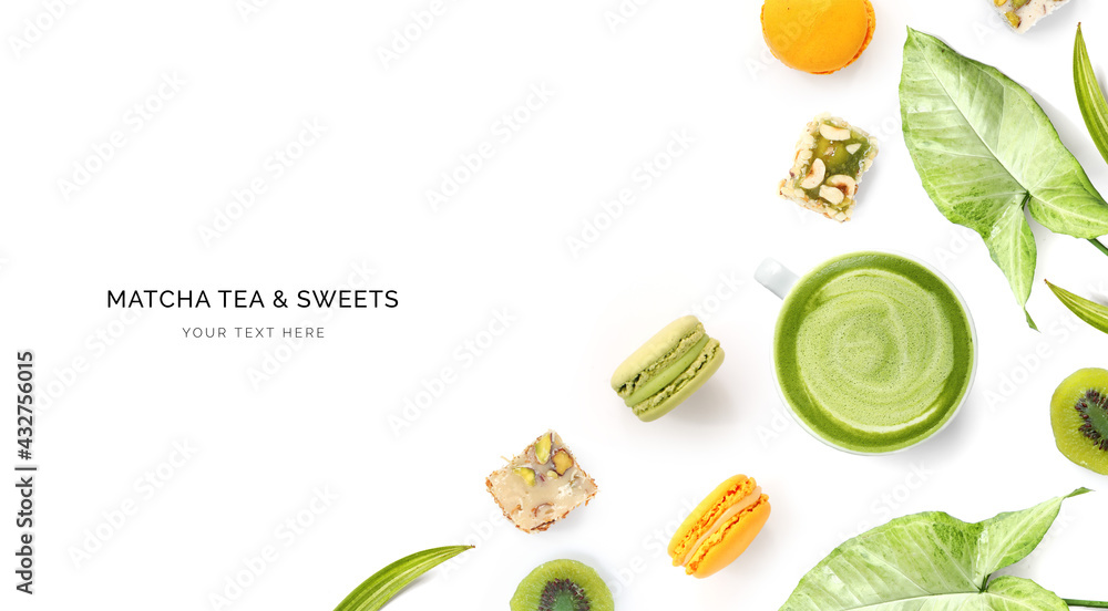 由抹茶、lokum和马卡龙在绿色背景上制成的创意布局。平面布局。食物概念。