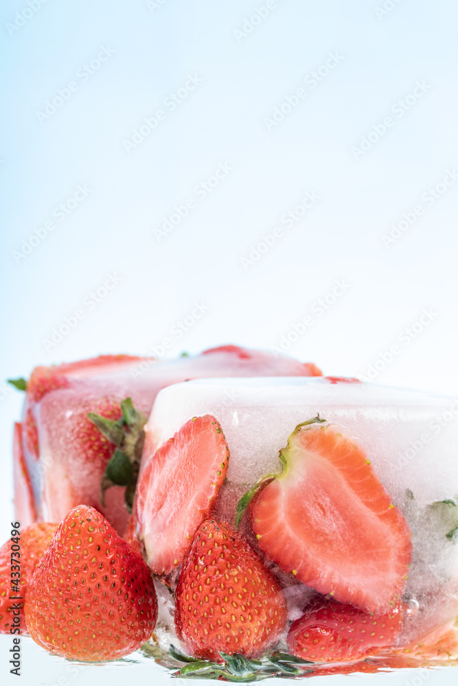 冷冻红草莓