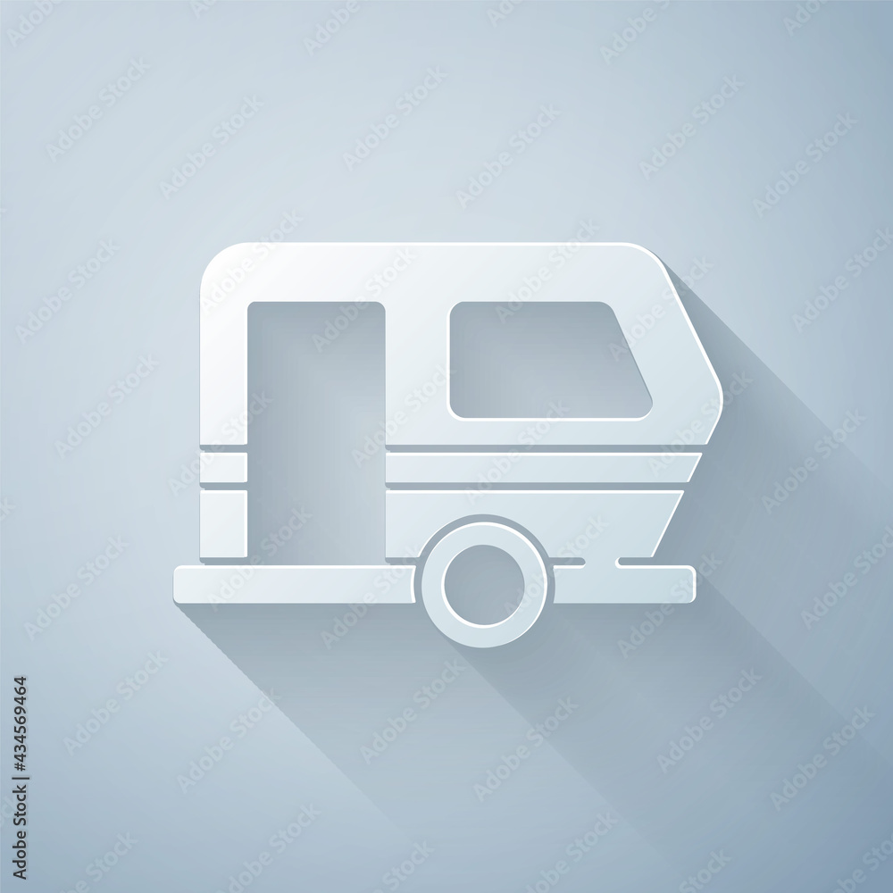 剪纸Rv露营拖车图标隔离在灰色背景上。旅行移动房屋、房车、家庭摄像头