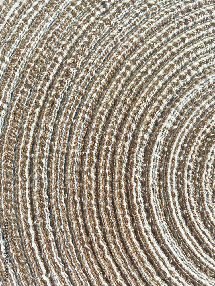 以藤蔓、稻草、棉花为背景的抽象天然编织物