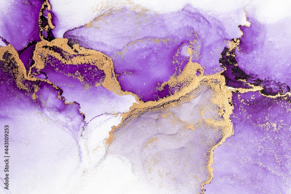 纸上大理石液体墨水艺术画的紫金抽象背景。原始艺术的图像