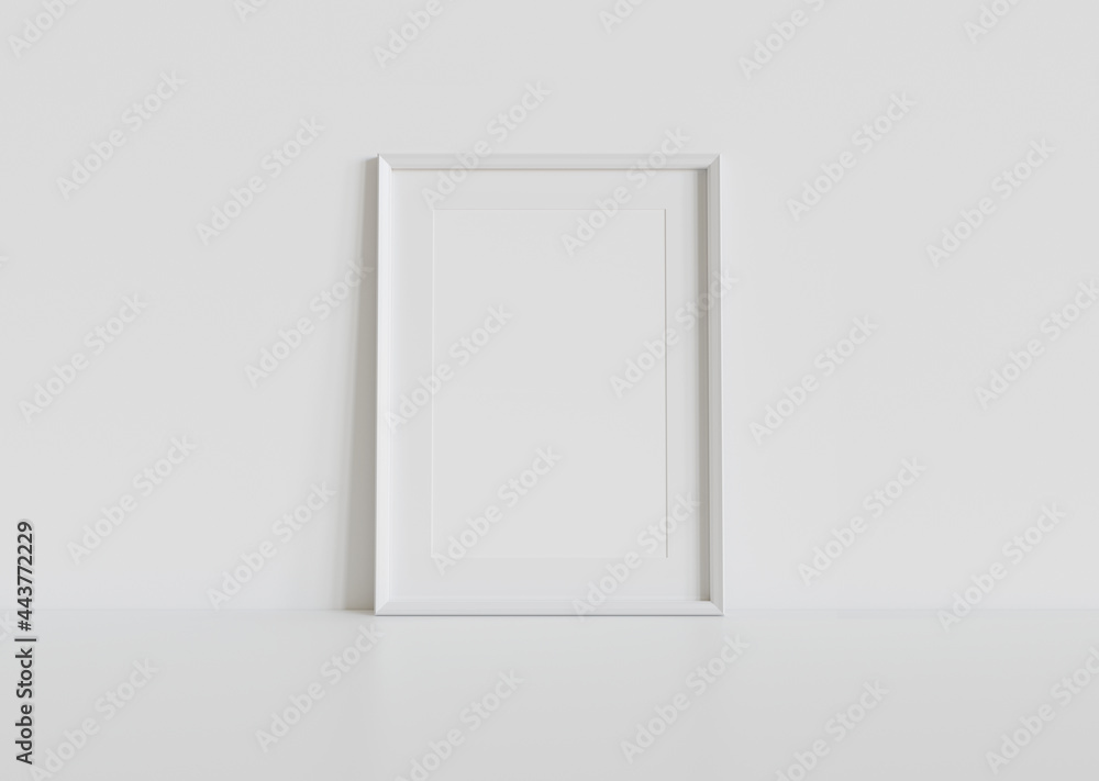 室内实体模型中白色框架靠在白色地板上。墙上3D框架图片模板