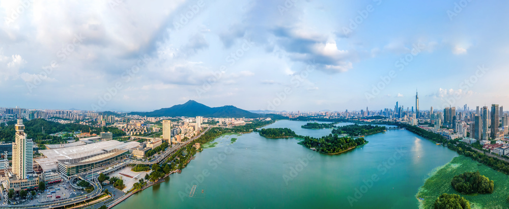 南京玄武湖城市建筑天际线航拍