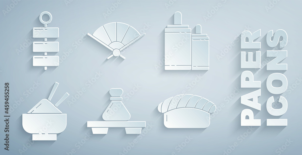 砧板上放饺子，烟花，筷子饭碗，寿司，纸中国折扇