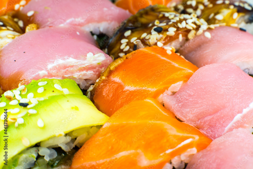 美味多彩的各色寿司套餐。日式晚餐。健康食品。Filadel