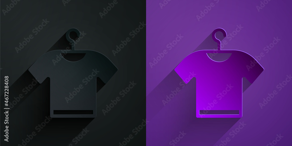紫色背景下黑色隔离的剪纸T恤图标。纸艺风格。矢量