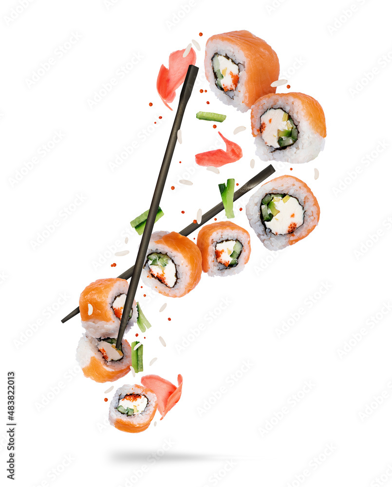 新鲜寿司，红色的鱼和空气中的成分在白色背景下隔离