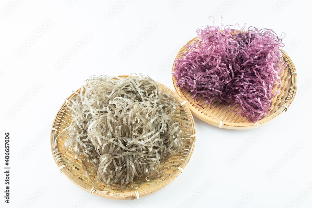 中国湖南特色美食红薯粉丝和紫薯粉丝