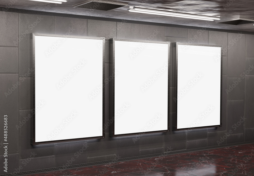 地铁地下墙上的三块空白广告牌实物模型。st列车上的三联广告牌
