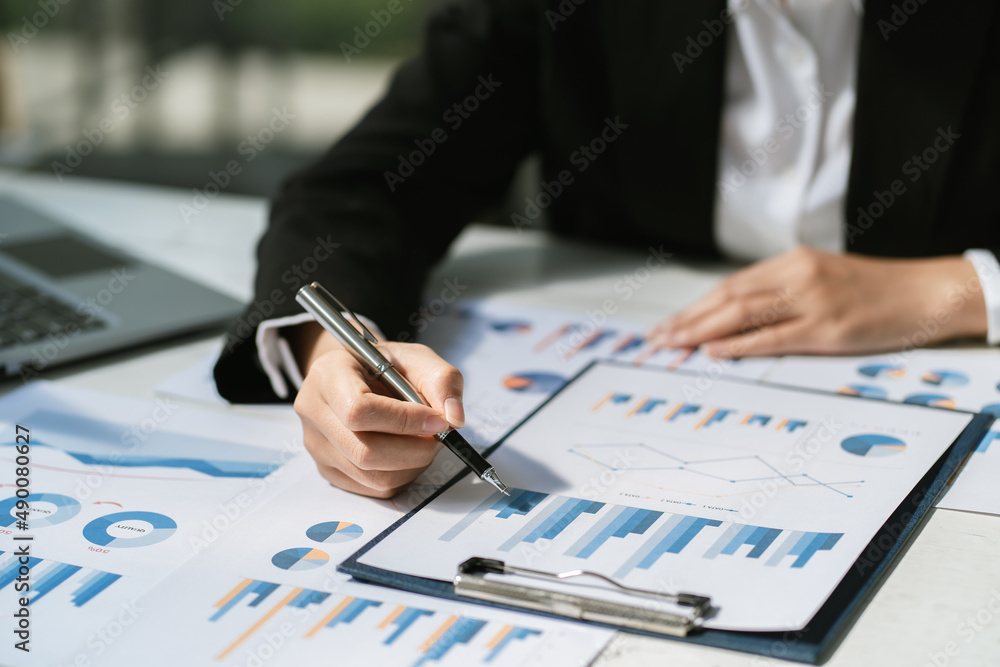 战略分析概念，商人在职财务经理研究过程会计计算