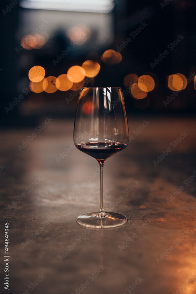 一杯葡萄酒