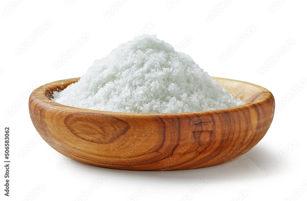 橄榄木碗中的盐