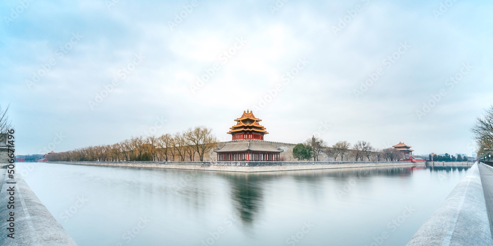 中国北京，紫禁城角楼的冬季景色