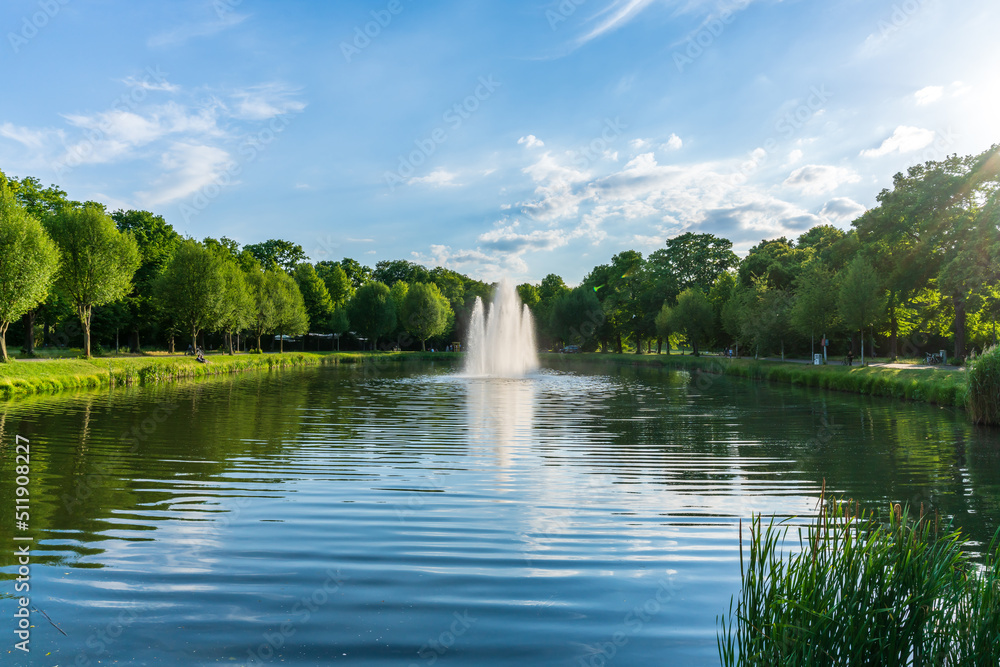 莱比锡克拉拉泽特金公园喷泉景观