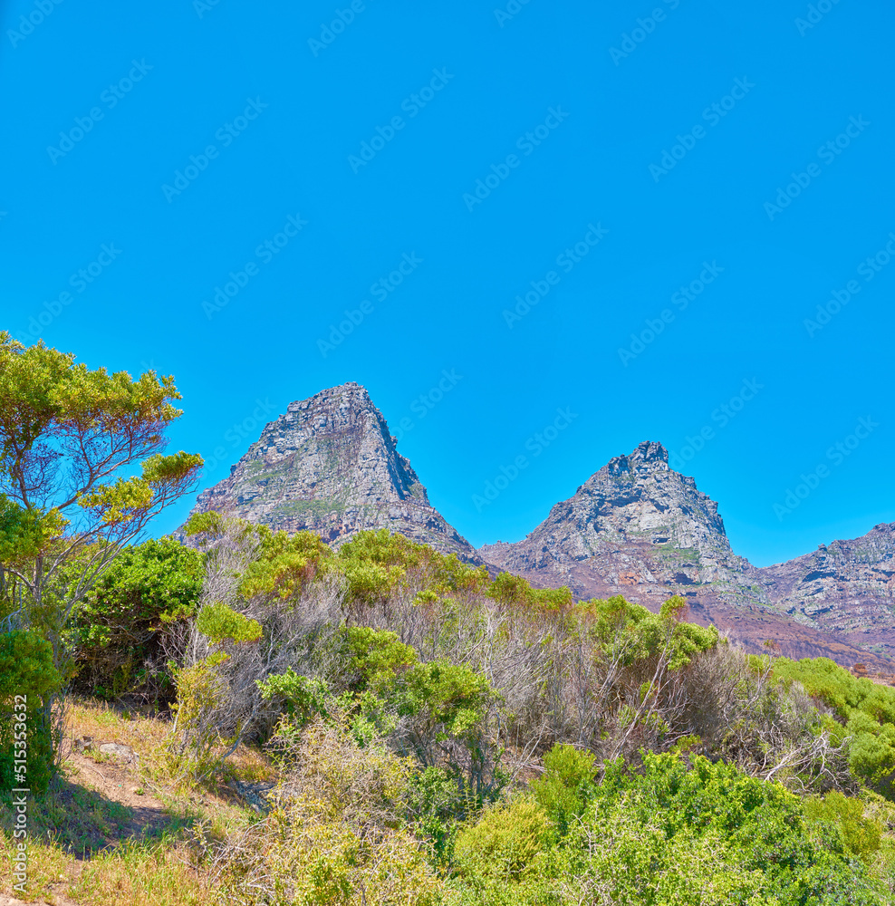 南非开普敦十二使徒山脉的蓝色风景山景