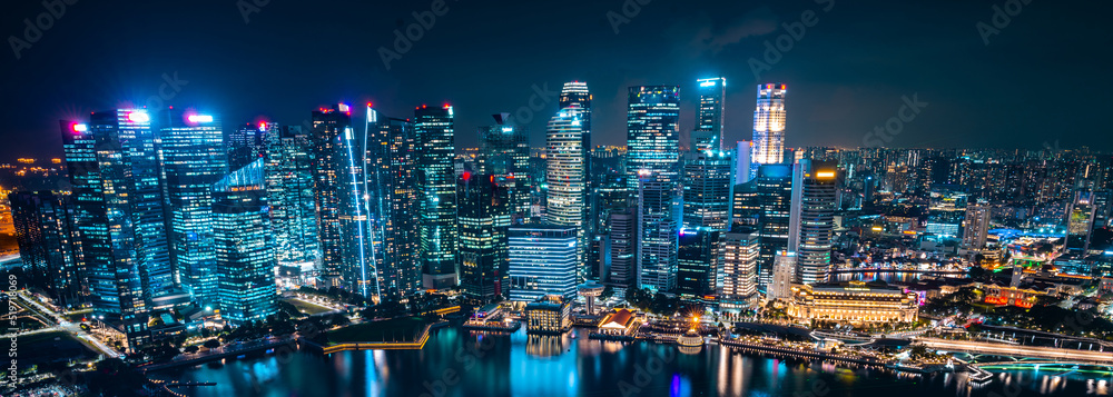 新加坡城市天际线与现代摩天大楼建筑为金融业务概念而建