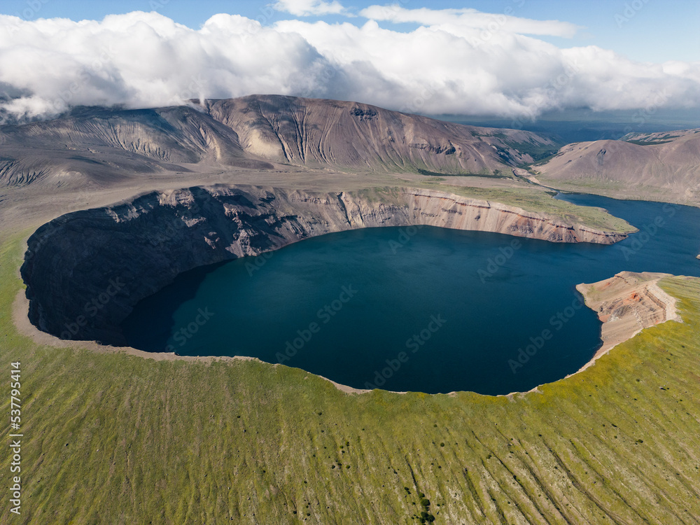 俄罗斯堪察加半岛南部自然公园卡尔德拉火山克苏达赫湖
