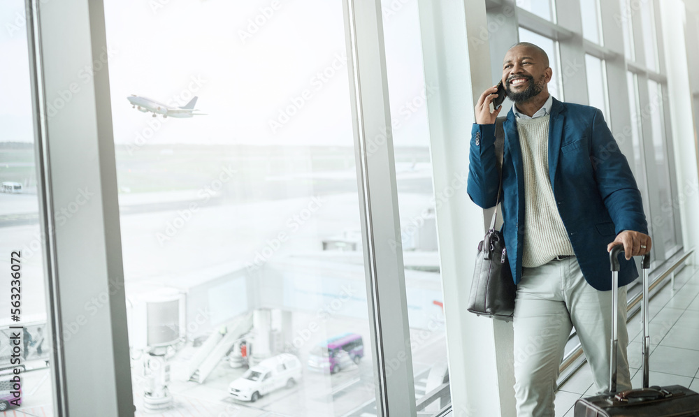 商务人员、电话和行李在机场等待旅行、工作旅行或前往美国的普通旅行